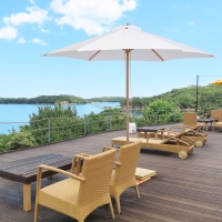 Outsunny ⌀9' x 8' H Patio Umbrella, Market Umbrella with Hardwood Frame and Wind Vent, Outdoor Beach Parasol, White