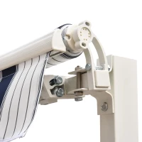 Outsunny 8' x 7' Retractable Awning, Patio Awnings, Sunshade Shelter with 280 g/m² UV & Water-Resistant Fabric and Aluminum Frame for Deck, Balcony, Yard, Blue and White(m-10)