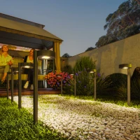 Outsunny 8 Pack Solar Garden Lights Outdoor Auto On/Off Solar Pathway Lights, IP44 for Driveway, Walkway, Yard Landscape Lighting(m-1)