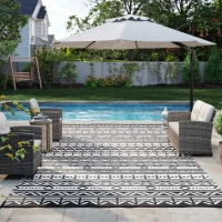 Outsunny Reversible Outdoor Rug, Waterproof Plastic Straw with Carry Bag, 9' x 18', Black & White Geometric Wall(m-9)