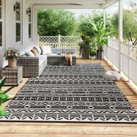 Outsunny Reversible Outdoor Rug, Waterproof Plastic Straw with Carry Bag, 9' x 18', Black & White Geometric Wall(m-2)
