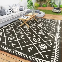 Outsunny Reversible Outdoor Rug, Waterproof Plastic Straw with Carry Bag, 9' x 12', Black & Beige Rhombus(m-11)