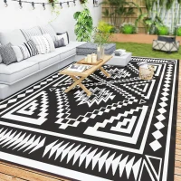 Outsunny Reversible Outdoor Rug, Waterproof Plastic Straw with Carry Bag, 9' x 18', Black & White Square Patchwork(m-11)