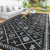 Outsunny Reversible Outdoor Rug, Waterproof Plastic Straw with Carry Bag, 9' x 18', Black & Gray Rhombus(m-11)