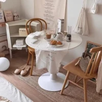 Modern Round Dining Table with MDF Top, Kitchen Dining Room Furniture with Metal Base, Easy Assembly and Cleaning, 31.5" L x 20" W x 29" H, White(m-6)