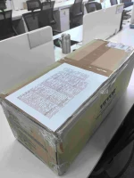 VEVOR Insulated Pop-Up Ice Fishing Tent – 600D Oxford, 80g Insulation, Hub-Style Portable Shelter for 1–8 People, Waterproof, Includes Anchors, Ropes & Carry Bag(m-10)