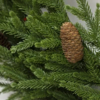 HOMCOM 36 inch Christmas Wreath, Artificial Norfolk Pine Wreath with Pine Cones and Realistic Branches for Door, Wall(m-9)