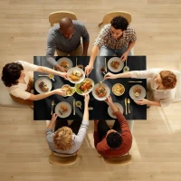 HOMCOM 55" Extendable Dining Table for 4-6 Person, Kitchen Table with PU Handle and Felt Pads for Small Spaces, Black(m-7)