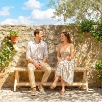 Outsunny 55.1" Garden Bench 2-Seater Outdoor Bench with Slatted Seat for Patio Porch, Natural Wood Finish(m-8)