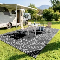 Outsunny Reversible Outdoor Rug, Waterproof Plastic Straw with Carry Bag, 9' x 18', Black & Gray Gourd Border(m-10)