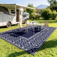 Outsunny Reversible Outdoor Rug, Waterproof Plastic Straw with Carry Bag, 9' x 18', Blue & White Gourd Border(m-10)