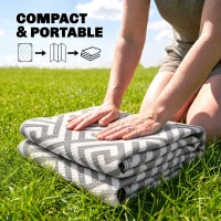 Outsunny Reversible Outdoor RV Rug, Patio Floor Mat, 5' x 8' Plastic Straw Rug for Backyard, Deck, Beach, Camping, Grey & White(m-6)