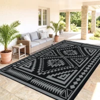 Outsunny Reversible Outdoor Rug, Waterproof Plastic Straw with Carry Bag, 9' x 18', Black & Gray Square Patchwork(m-9)