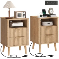 HOMCOM Nightstands Set of 2, Modern Bedside Tables with Charging Station, 2 Drawers and Open Shelf, Oak(m-9)