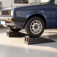 HOMCOM Car Ramps for Oil Changes, 6.7" High Lift, 5500 lbs Capacity, 2PC Car Service Ramps for Cars, SUVs and Small Vans(m-1)