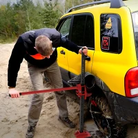 HOMCOM 3 Tonne/6600 lb Farm Jack, 48" High Lift Jack for 4x4 Tractors Trucks Agricultural Lifting, Red(m-1)