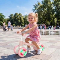 Qaba Baby Balance Bike for 12-24 Months Boys and Girls, Toddler Balance Bike with 4 Flashing Silent Wheels, Pink(m-1)