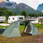 Outsunny Camping Family Tent 4-5 Person 2 Room with Carrying Bag Waterproof Rainfly Easy Set Up for Backpacking Hiking Outdoor 15.75' x 7.2' x 6.25'
