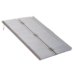 HOMCOM Lightweight Aluminum Alloy Portable Skidproof Folding Wheelchair Carrier Ramp with Carrying Handle, 4'