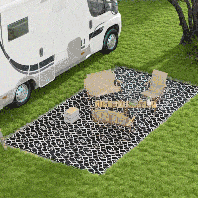 Outsunny Reversible Outdoor Rug, Waterproof Plastic Straw RV Rug with Carry Bag, 9' x 18', Black and White Clover