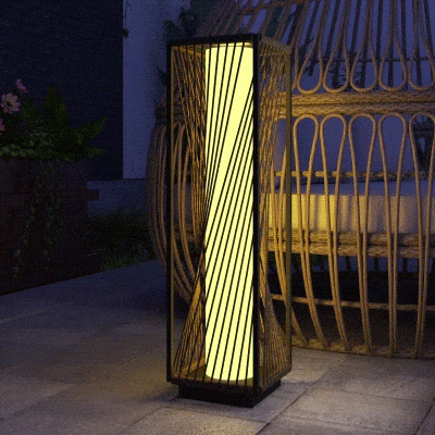 Outsunny Rattan Solar Floor Lamp, Decorative Outdoor Lamp with Auto On/Off LED Lights, IP44 for Patio, Porch, Pathway, Grey